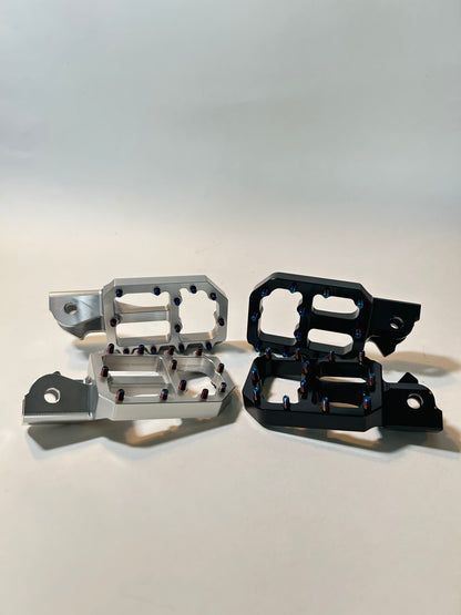 Surron LBX Pegs