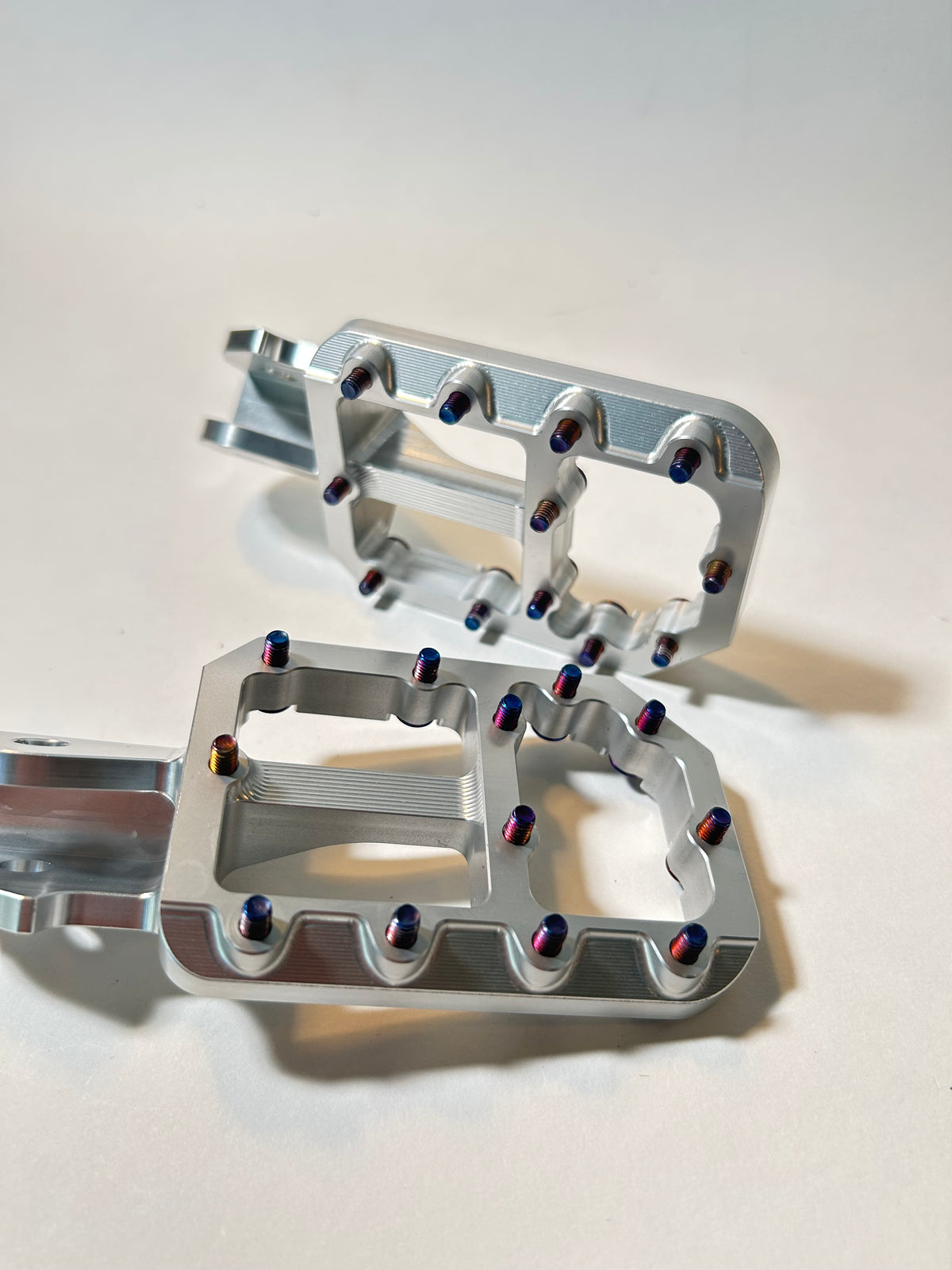 Surron LBX Pegs